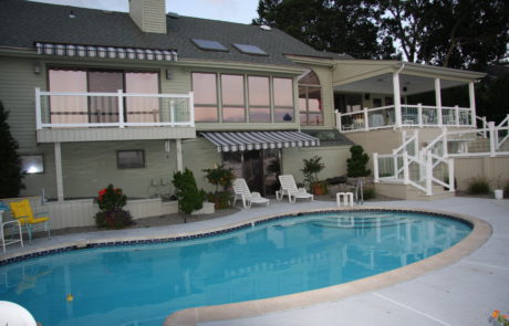 Phoenix_Glass_Panel_Baluster_Railings